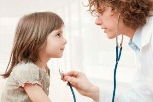 Обращение с ребёнком к врачу