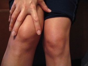 Отёчность колена при бурсите