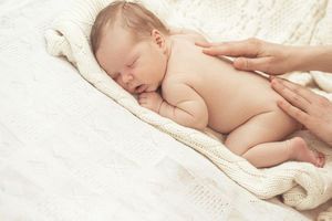 Массаж суставов для новорожденных